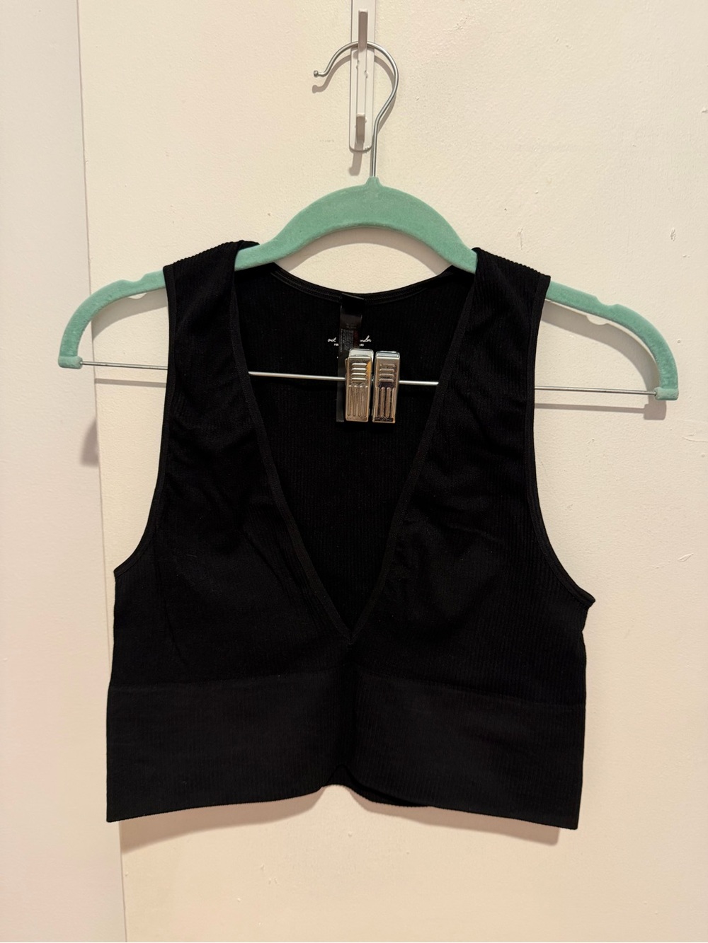 Urban Outfitters Black Ribbed V-Neck Cropped Tank